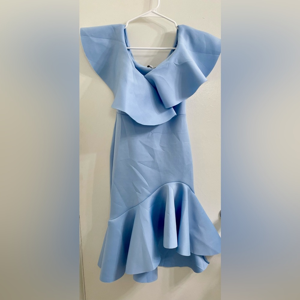 Maternity Mariposa Ruffle
Dress